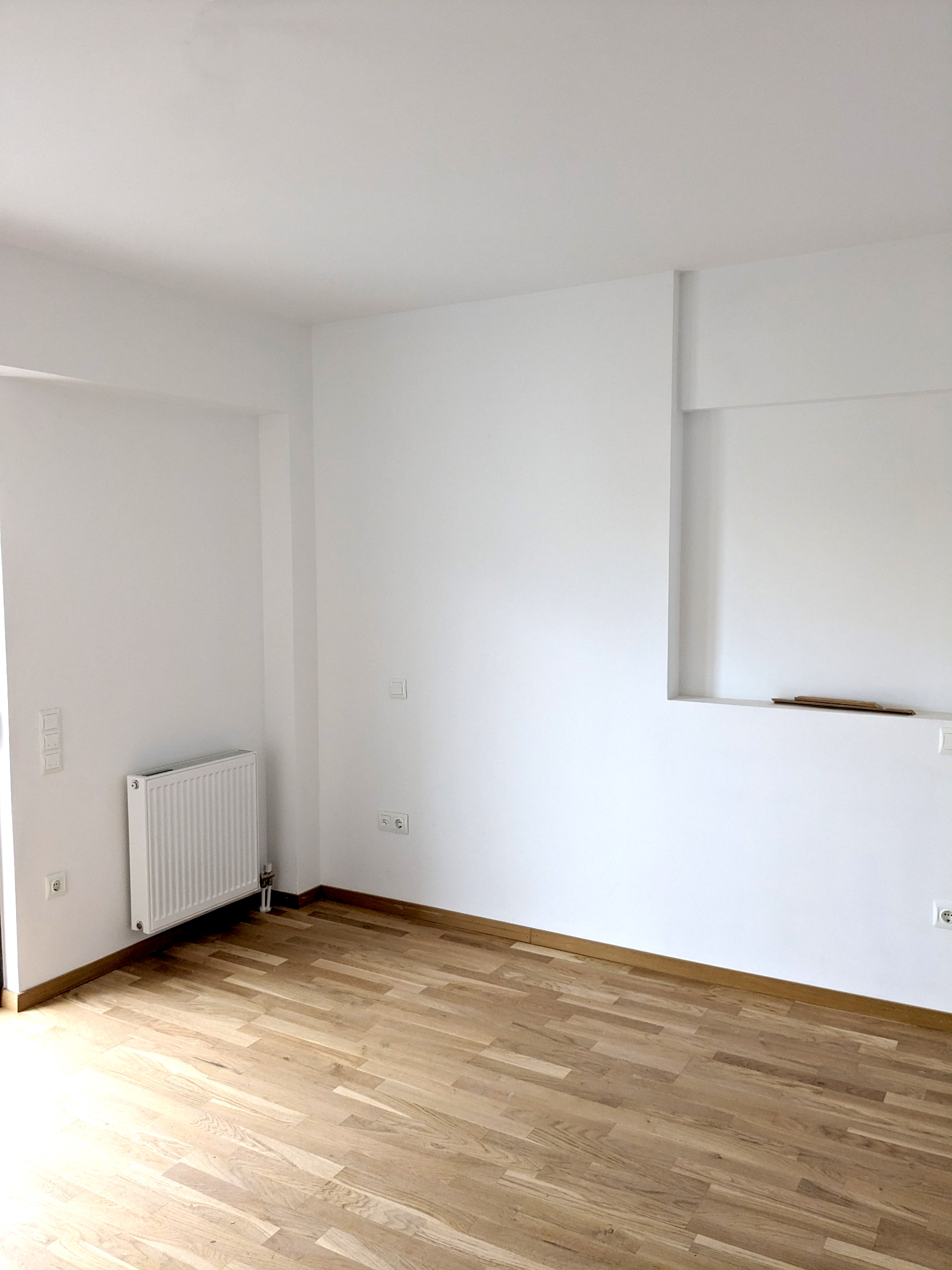 Curated visual reference: Curated Maisonette With Great Penthouse View Gallery View 37